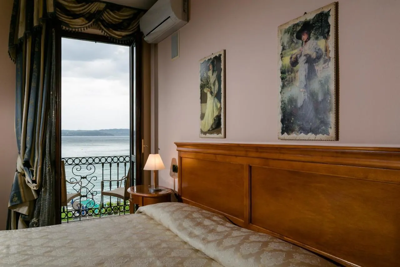 Hotel Pace سيرمِيوني