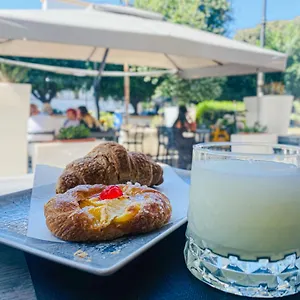 Leone & Restaurant Alojamento de Acomodação e Pequeno-almoço